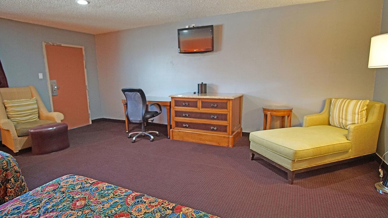 Los Angeles Inn & Suites - Lax West Athens Exteriör bild